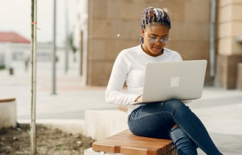 Maîtriser les bases de la grammaire anglaise pour le call center — partie 4