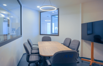 Salle de réunion pour 06 personnes, en demi-journée